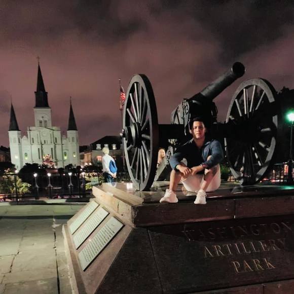 Meet your Posher, Gio - Picture 1 of 1